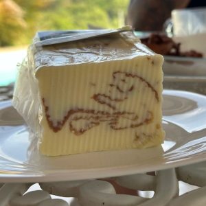 Requeijão em Barra (Com Raspa) - 500g