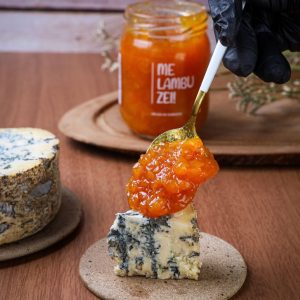 Gorgonzola de colher + Geleia de Damasco